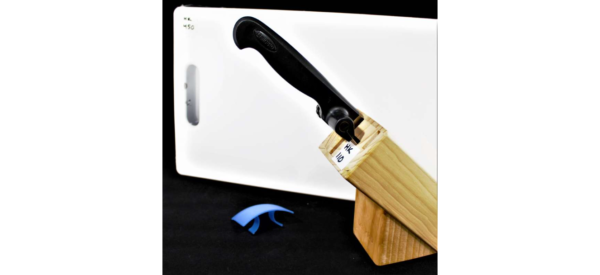 Knife, finger guard, and cutting board.