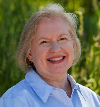 Lynn Welch headshot
